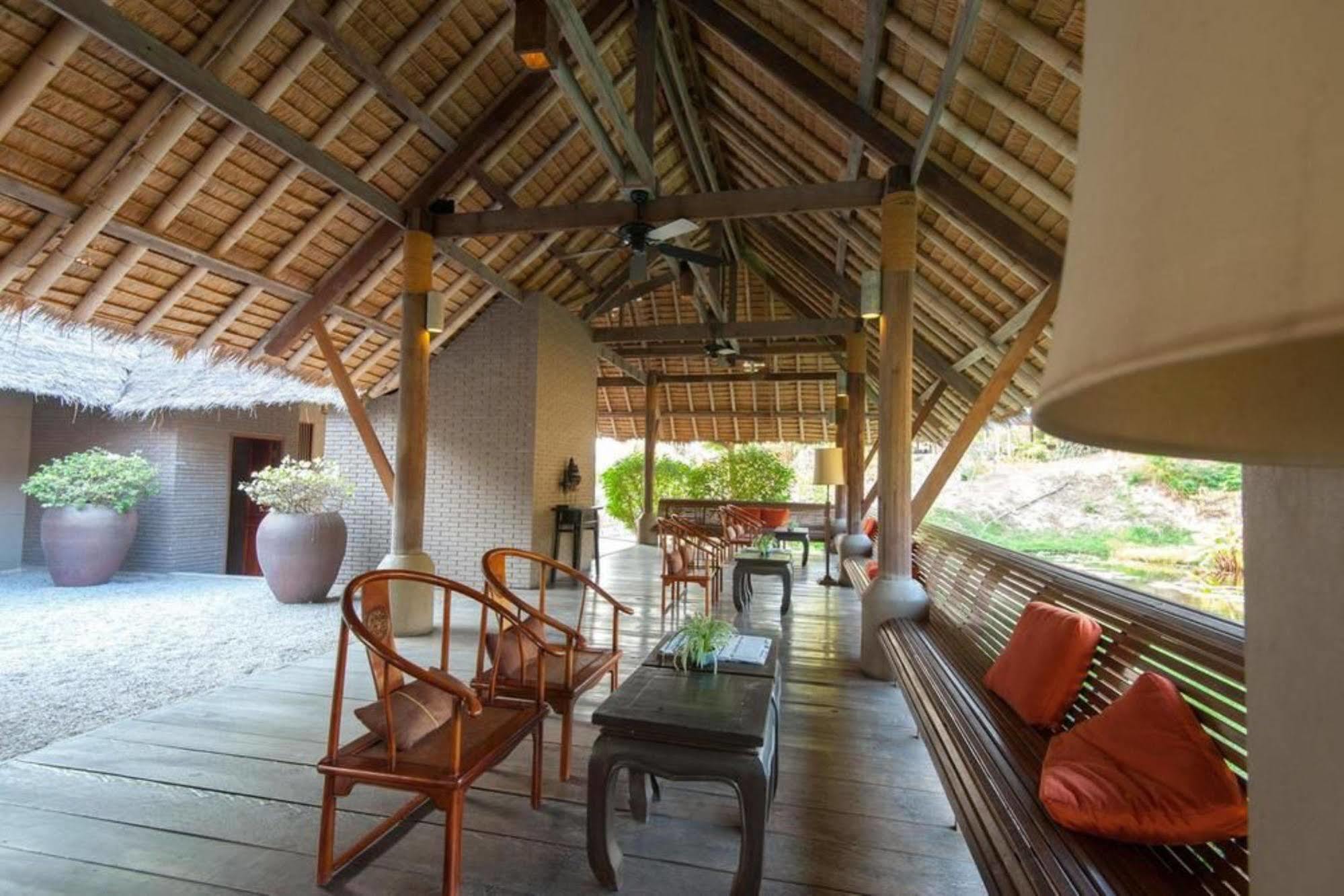 Guti Resort By Aka HHQ Buitenkant foto