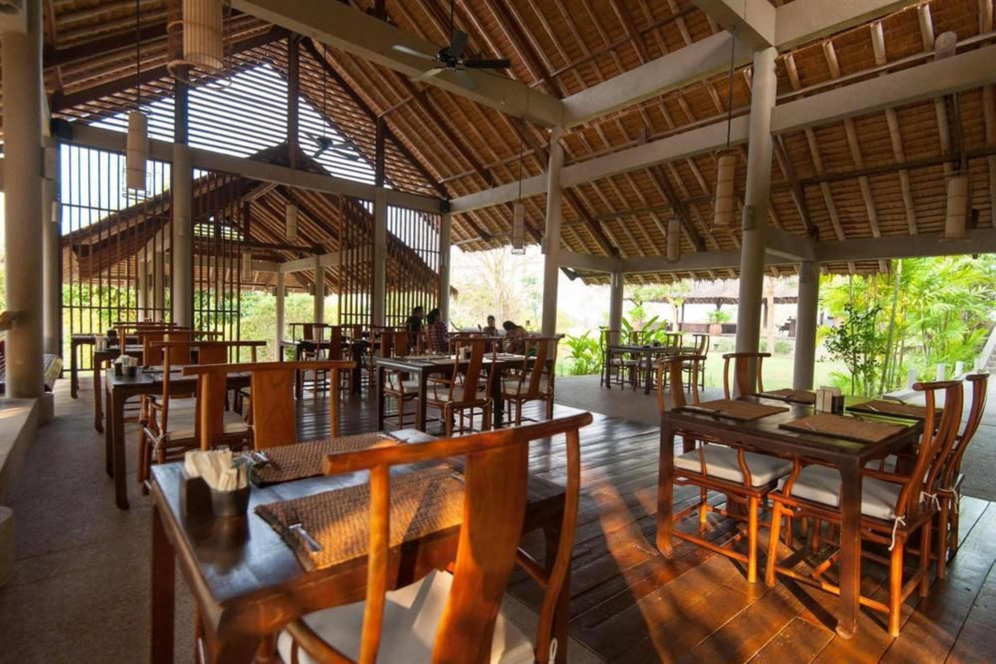 Guti Resort By Aka HHQ Buitenkant foto